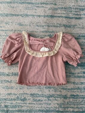 Cute crop top NWT